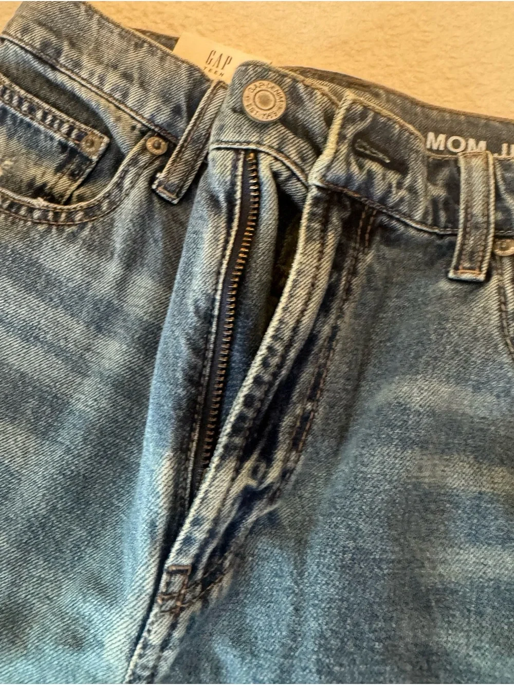 GAP Men's Slim Straight Jeans - Faded Blue Denim